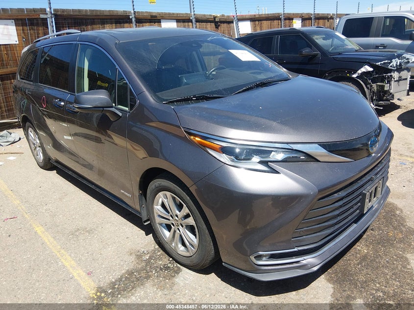 2021 Toyota Sienna — 2026-07-31