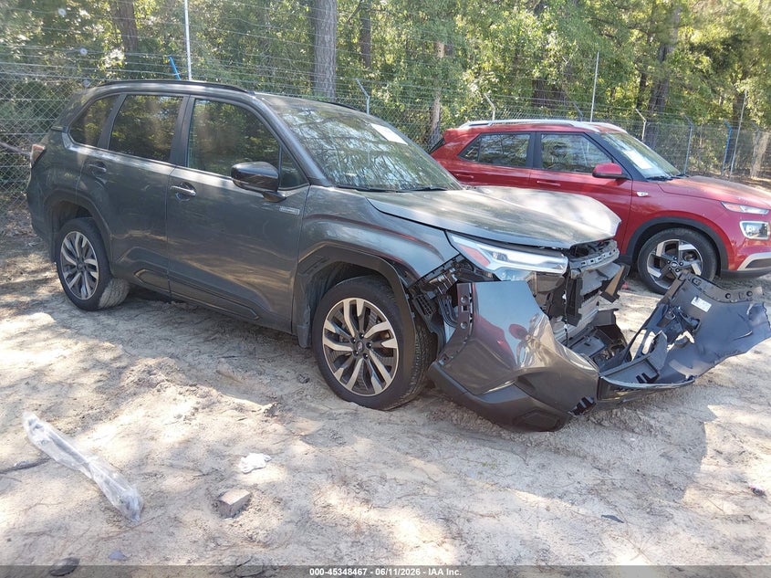 2025 SUBARU FORESTER auction photo 1