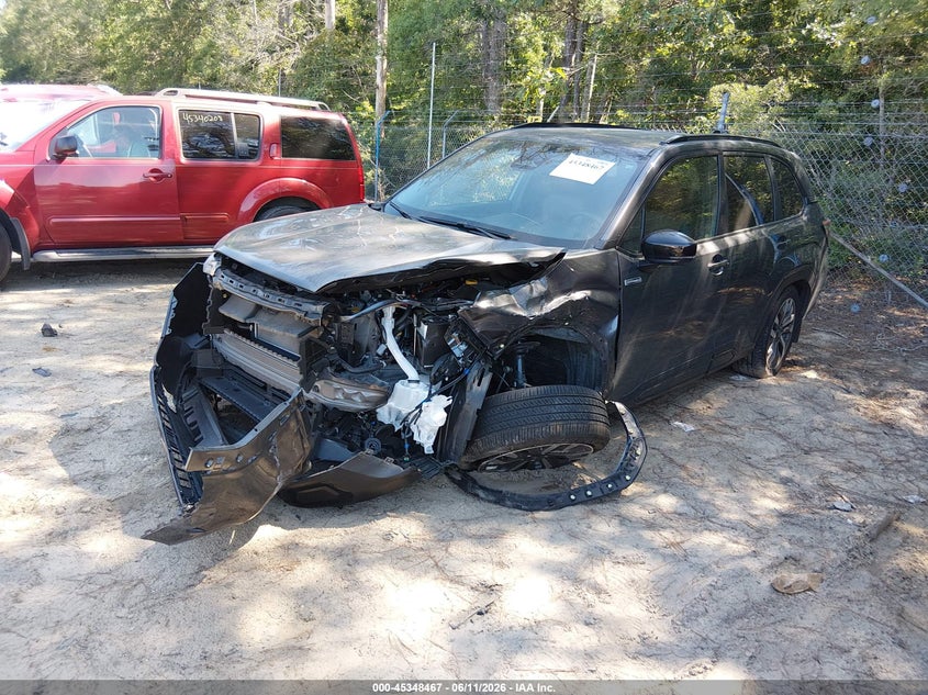 2025 SUBARU FORESTER auction photo 2