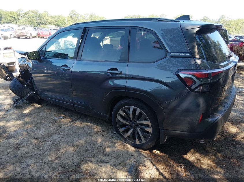 2025 SUBARU FORESTER auction photo 3