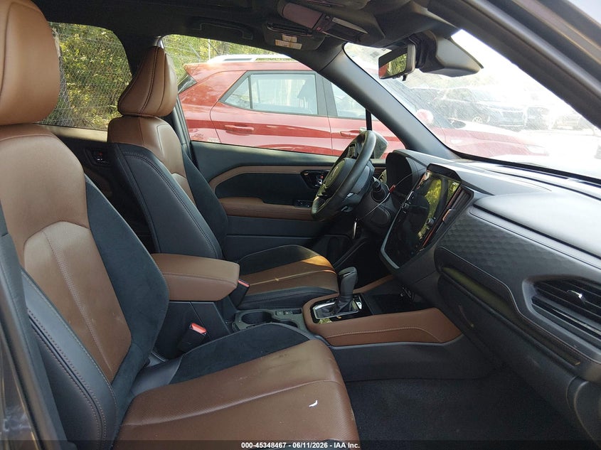 2025 SUBARU FORESTER auction photo 5