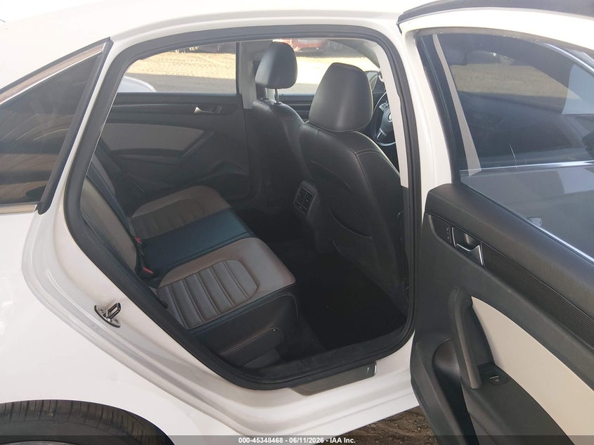 AtlanticExpress - Volkswagen Passat