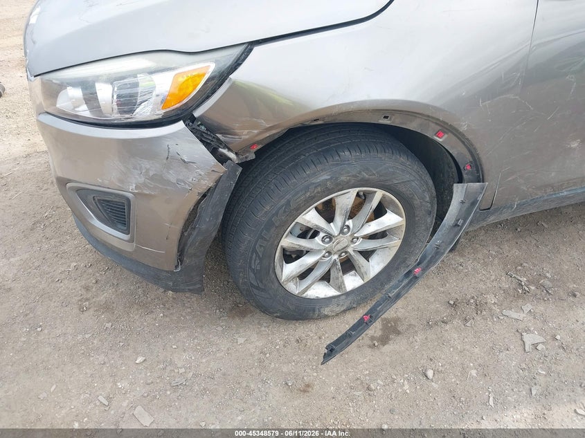 2016 Kia Sorento 2.4L L VIN: 5XYPG4A3XGG007892 Lot: 45348579