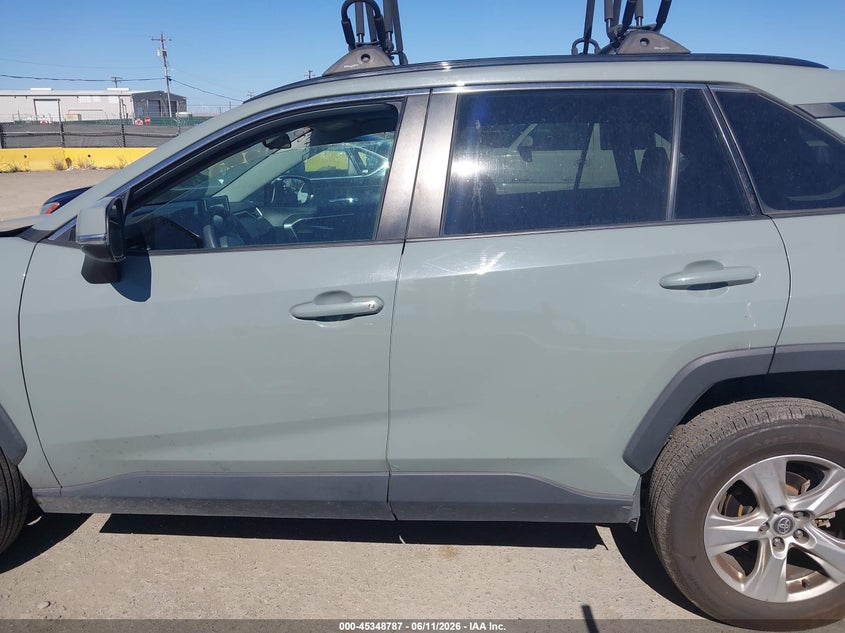 2020 Toyota Rav4 Xle VIN: 2T3P1RFV2LC098985 Lot: 45348787