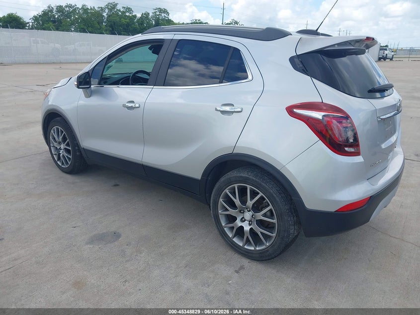 Vin: kl4cj1sb2jb570628, lot: 45846776, buick encore sport touring 20183