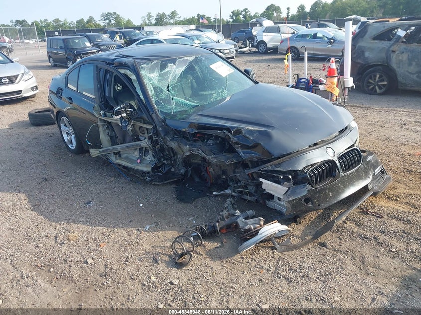 Vin: wba3b1g57fnt03784, lot: 45846895, bmw 320i 2015 img_1