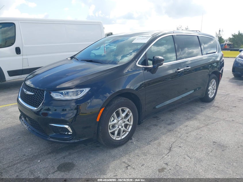 2C4RC1BG8TR191708 2026 Chrysler Pacifica Select photo 1