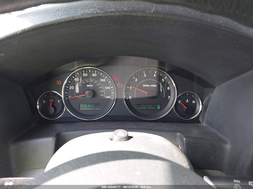 2007 Jeep Commander Sport VIN: 1J8HH48KX7C587415 Lot: 45349177