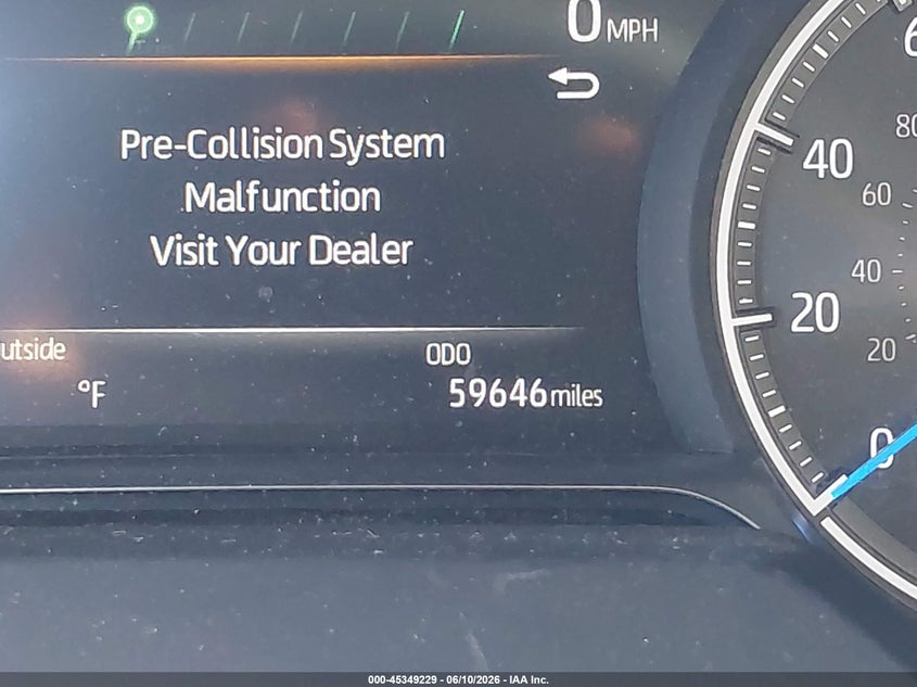 2021 TOYOTA VENZA XLE — Photo 16