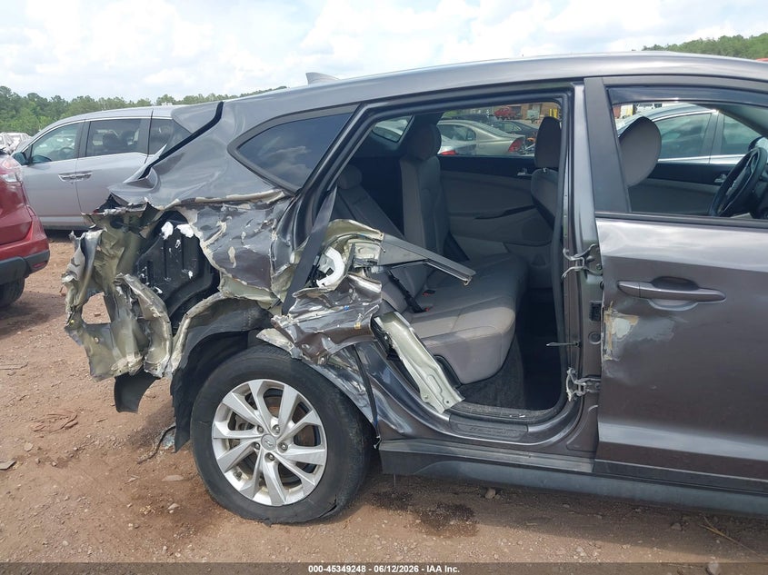 2020 HYUNDAI TUCSON auction photo 6