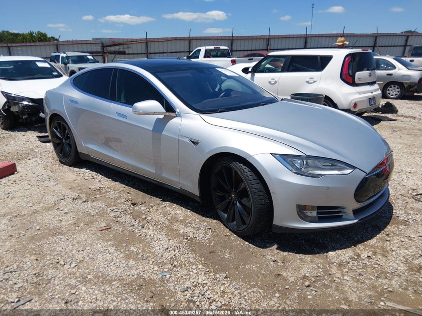 2015 Tesla Model S