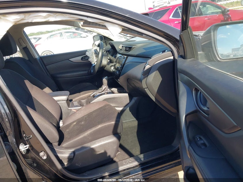 2019 NISSAN ROGUE SPORT auction photo 5
