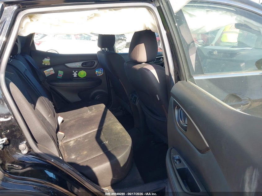 2019 NISSAN ROGUE SPORT auction photo 8