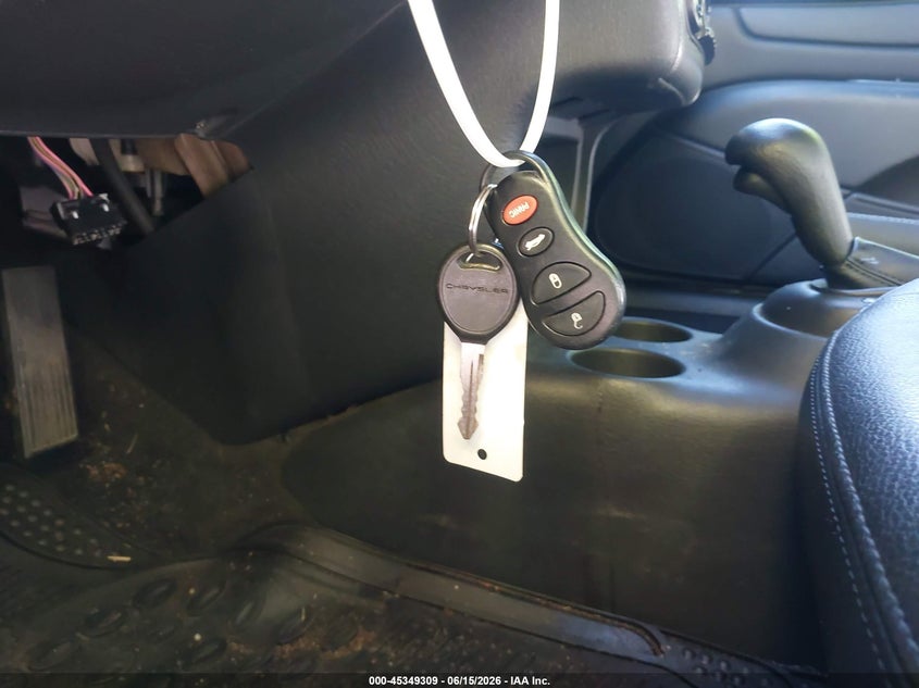 2005 Chrysler Sebring Gtc VIN: 1C3EL75R35N602421 Lot: 45349309