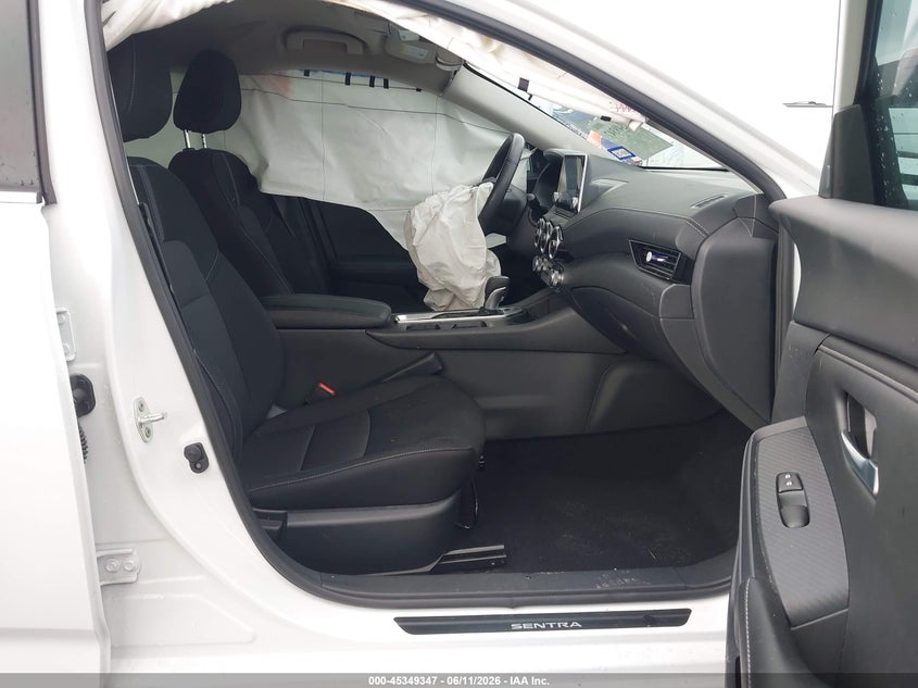 2024 NISSAN SENTRA auction photo 5