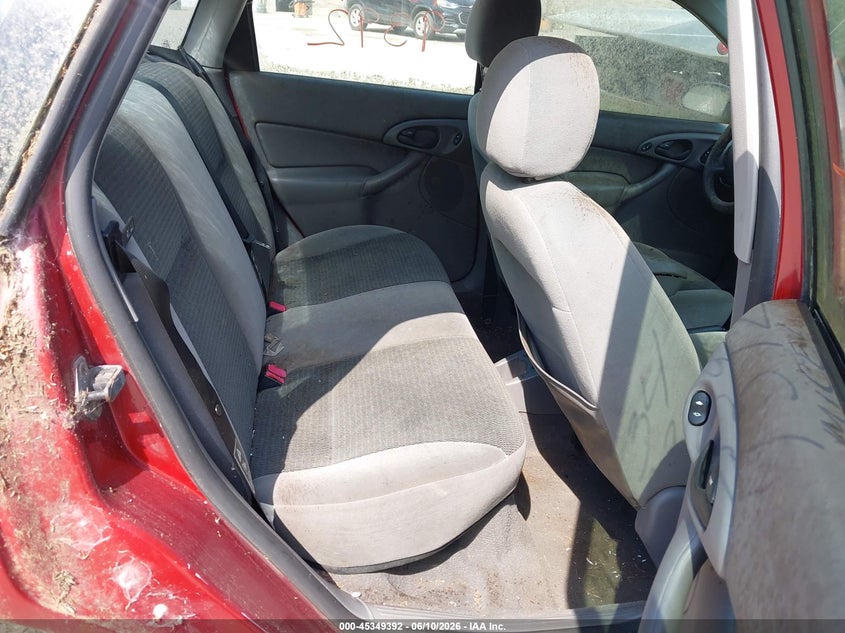 2003 FORD FOCUS auction photo 8