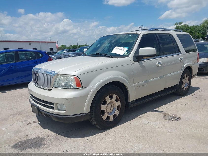 2006 LINCOLN NAVIGATOR auction photo 2