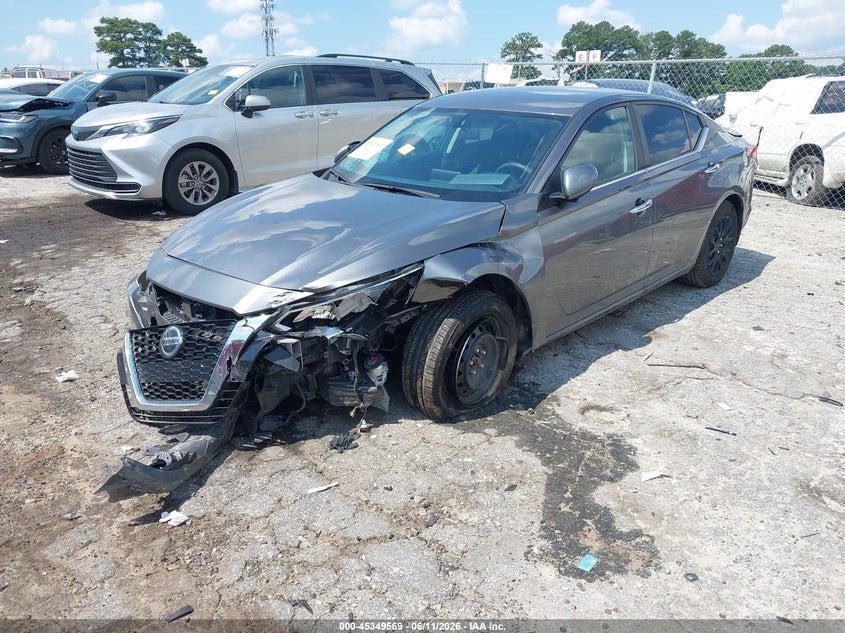 2020 NISSAN ALTIMA auction photo 2