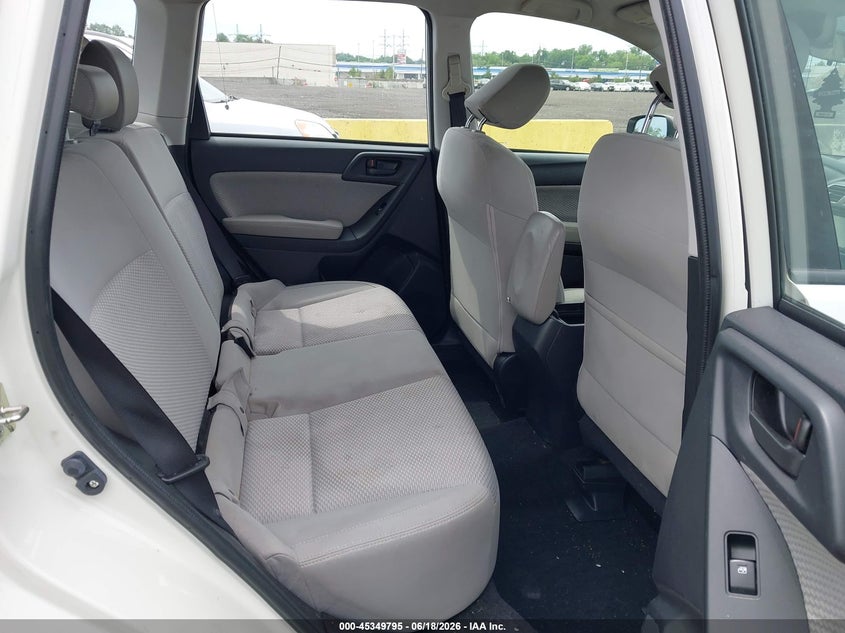 2018 SUBARU FORESTER auction photo 8