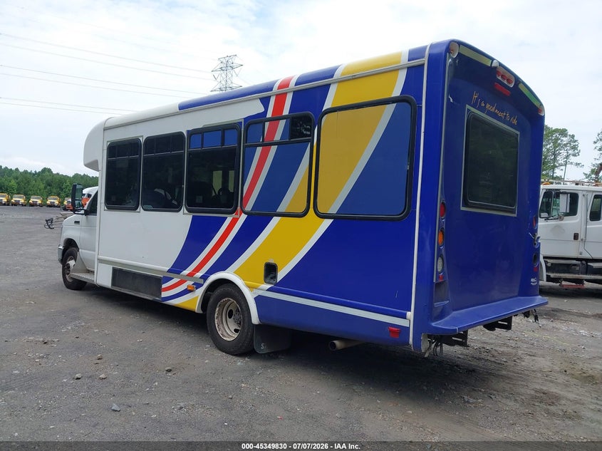 2019 FORD E-450 CUTAWAY auction photo 3