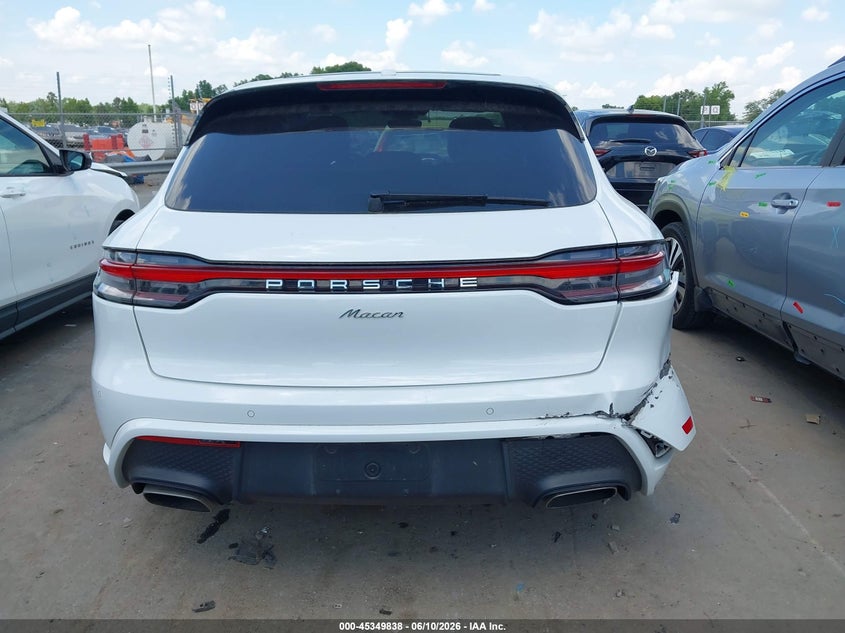 2024 Porsche Macan T VIN: WP1AA2A57RLB16359 Lot: 45349838
