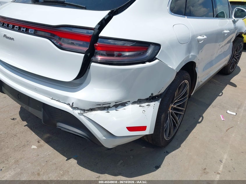 2024 Porsche Macan T VIN: WP1AA2A57RLB16359 Lot: 45349838
