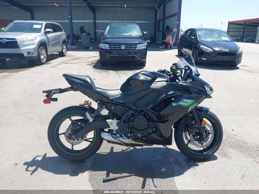 2025 Kawasaki Ex650 R VIN: ML5EXER10SDAE7446 Lot: 45349847