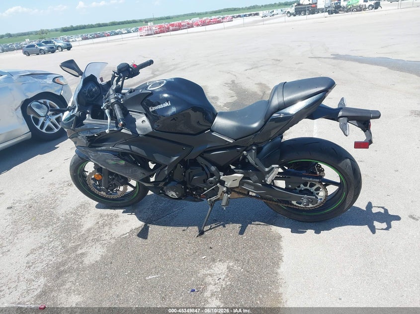 2025 Kawasaki Ex650 R VIN: ML5EXER10SDAE7446 Lot: 45349847