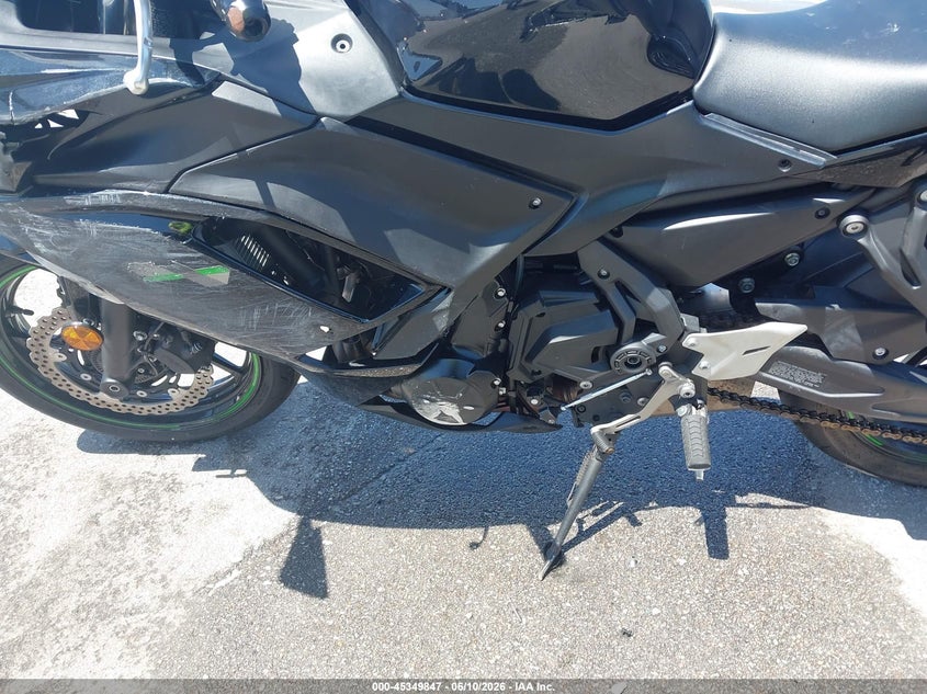 2025 Kawasaki Ex650 R VIN: ML5EXER10SDAE7446 Lot: 45349847