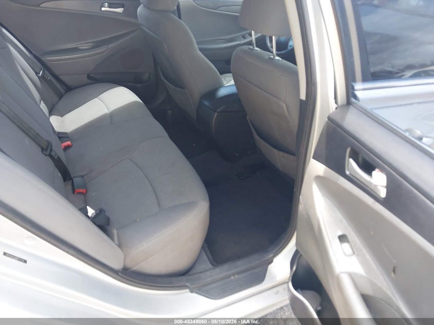 2011 HYUNDAI SONATA auction photo 8