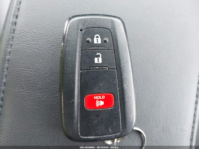 TOYOTA PRIUS - zdjęcie 11
