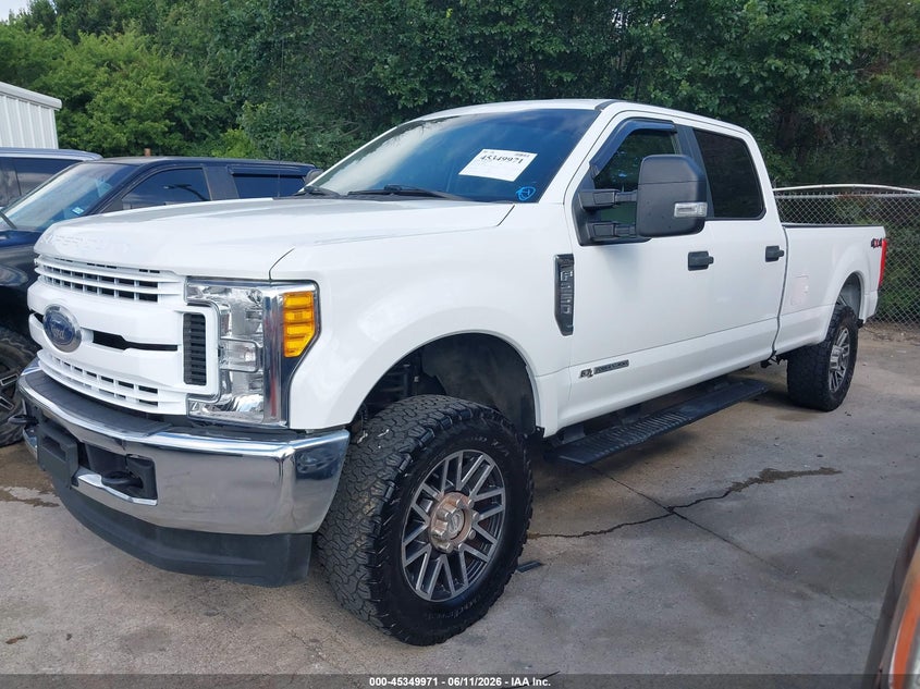 1FT7W2BT9HED04653 2017 Ford F-250 Xl photo 1