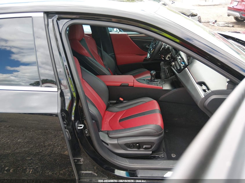 2022 LEXUS ES SEDAN 2.5L I-4 DI, DOHC, VVT, 176HP