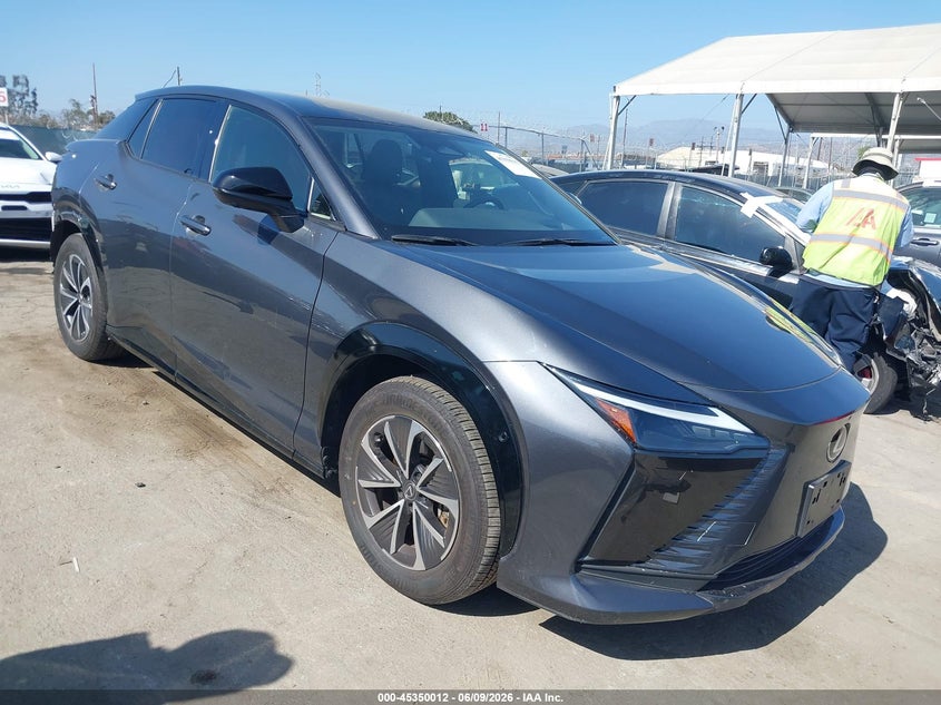 Vin: jtjaaaab7pa006435, lot: 45847959, lexus rz 450e premium 2023 img_1