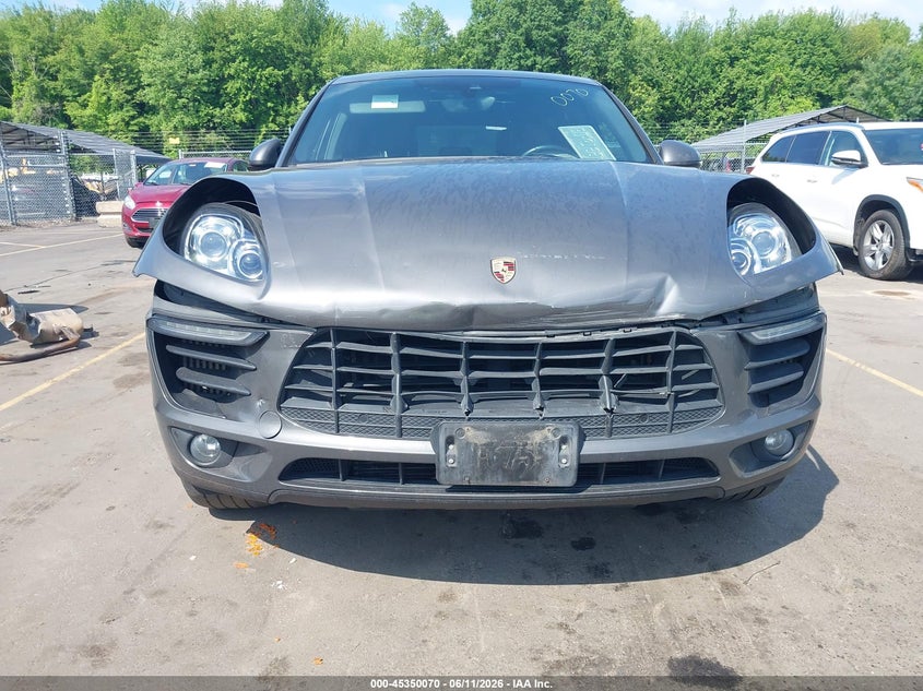 2017 Porsche Macan S VIN: WP1AB2A55HLB19806 Lot: 45350070