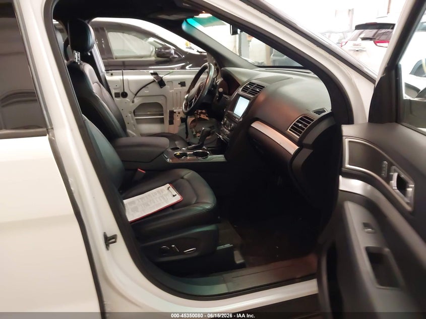 2016 FORD EXPLORER auction photo 5