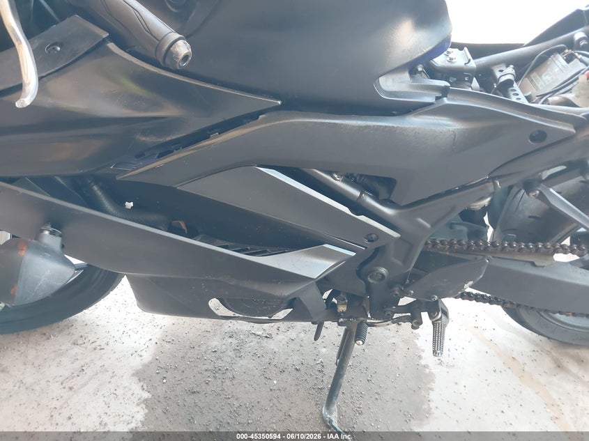 2023 Yamaha Yzfr3 A VIN: MH3RH18Y0PK012987 Lot: 45350594