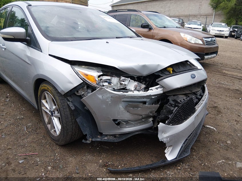 2016 FORD FOCUS auction photo 6