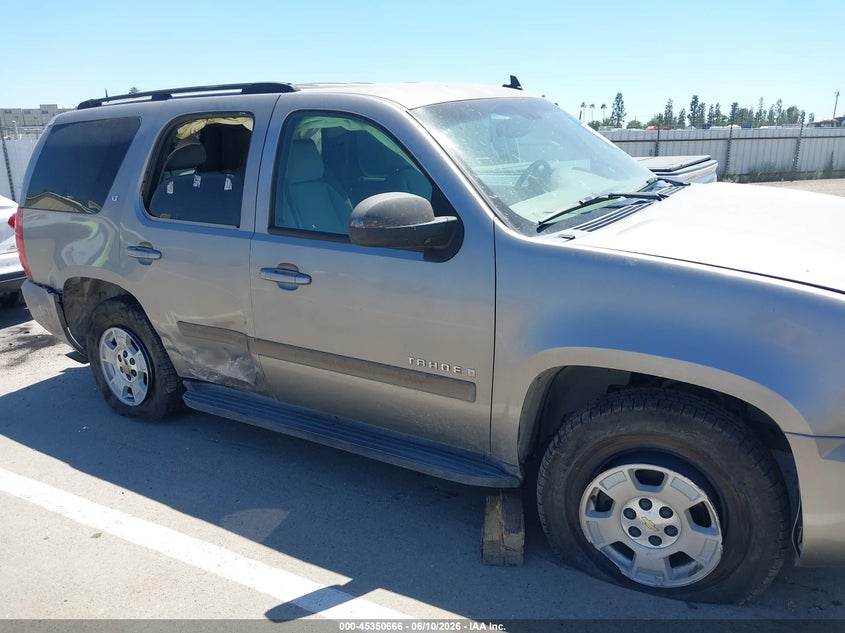 2007 Chevrolet Tahoe Lt VIN: 1GNFC13J97R121523 Lot: 45350666