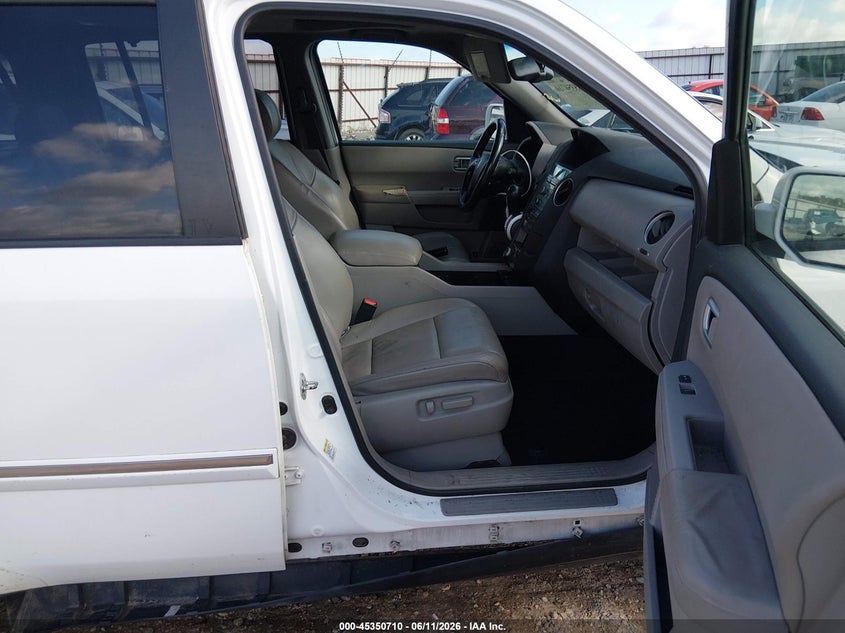 2010 HONDA PILOT auction photo 5