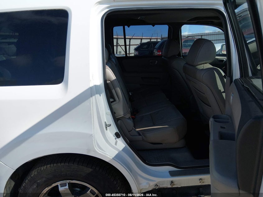 2010 HONDA PILOT auction photo 8