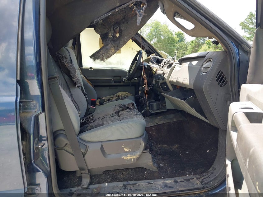 2013 FORD F-250 auction photo 5