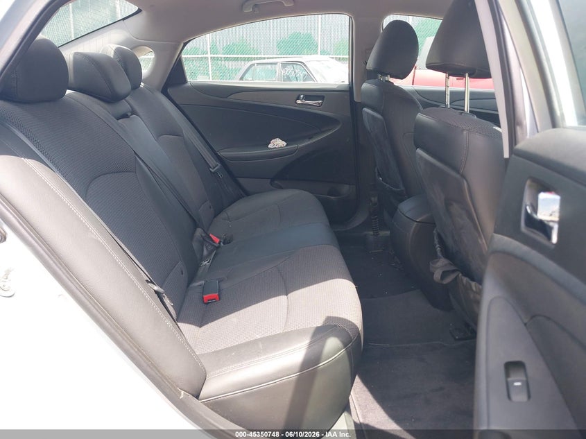 2011 HYUNDAI SONATA SEDAN 2.4L I-4 DI, DOHC, VVT, 200HP