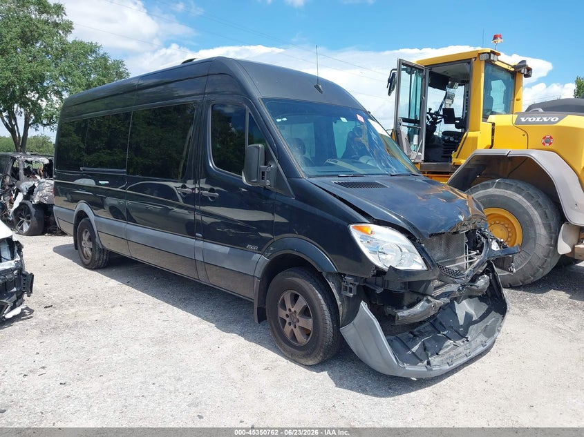 Vin: wdzpe8cc7d5746961, lot: 45848709, mercedes-benz sprinter 2500 high  roof 2013 img_1