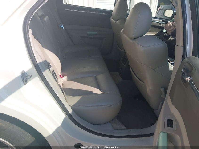 2007 Chrysler 300C VIN: 2C3LA63H67H825422 Lot: 45350831