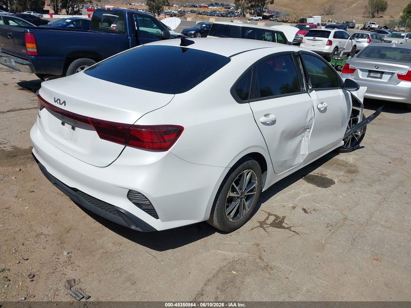 2024 KIA FORTE 2.0L I-4 DOHC, VVT, (VIN: 3KPF24AD0RE779529
