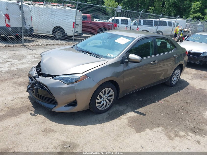 2019 TOYOTA COROLLA auction photo 2