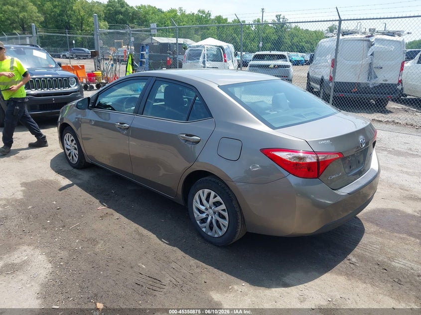 2019 TOYOTA COROLLA auction photo 3