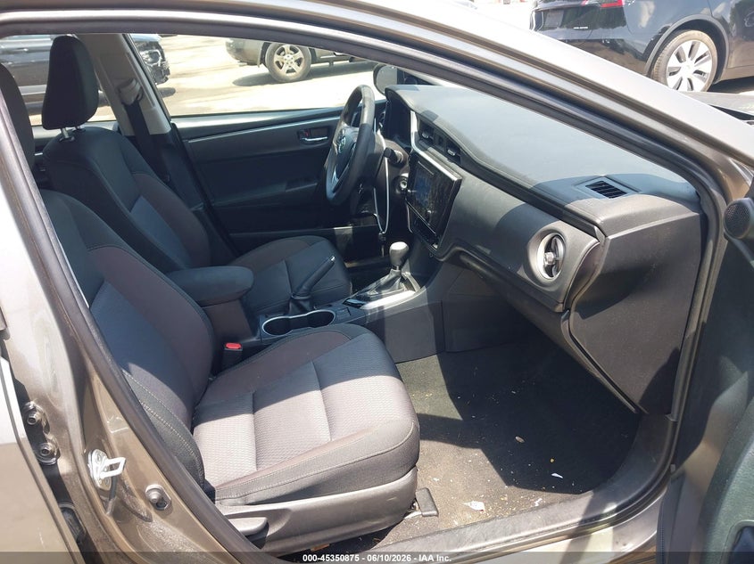 2019 TOYOTA COROLLA auction photo 5