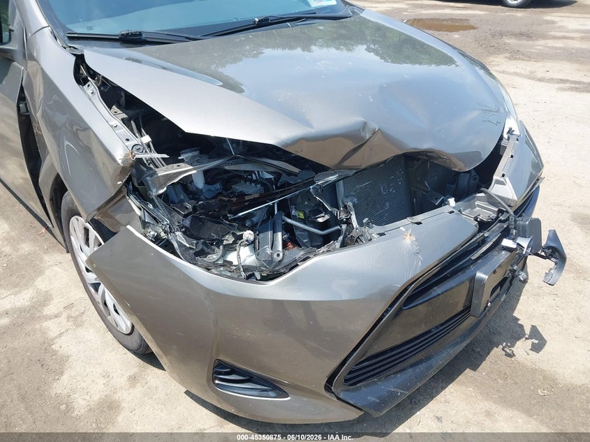 2019 TOYOTA COROLLA auction photo 6